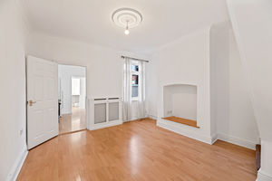 Lounge- click for photo gallery